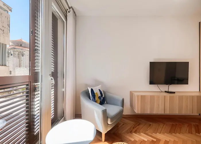 Downtown Apartamento Zadar