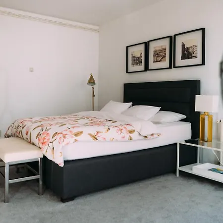 Downtown Apartment
