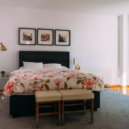 Apartment Downtown