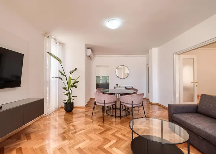 Downtown Апартаменты Задар