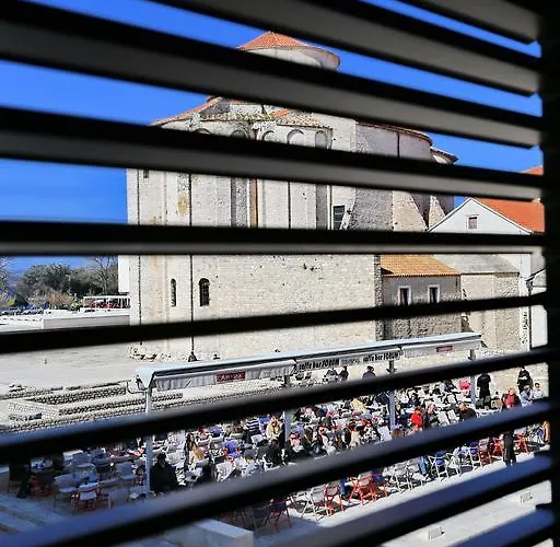 Downtown Апартаменты Задар